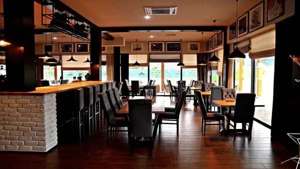 Gdzie dobrze zjeść w Łebie? Odkryj najlepsze restauracje i smaki Gdzie dobrze zjeść w Łebie? Odkryj najlepsze restauracje i smaki