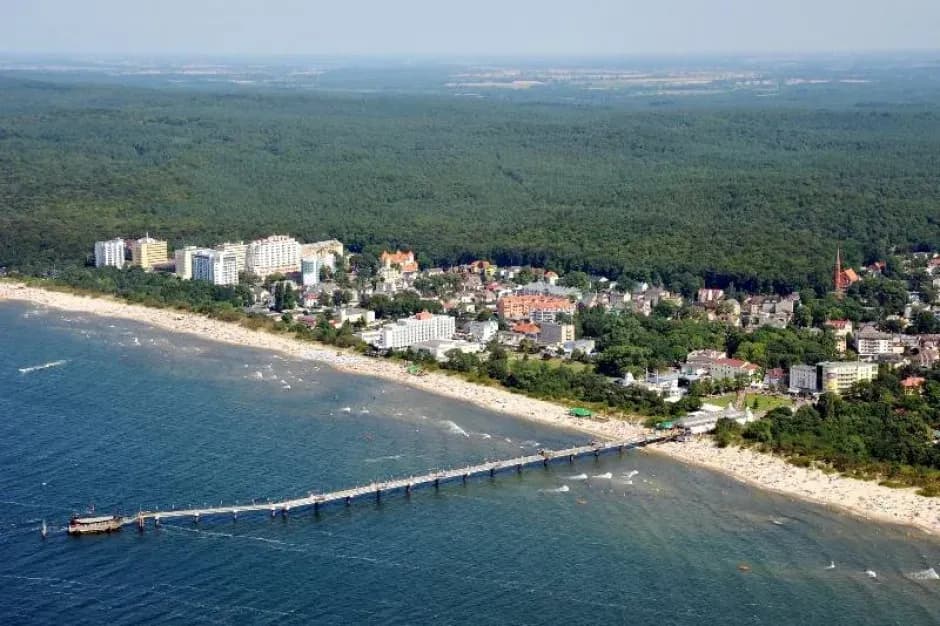 Kołobrzeg plaża wschodnia czy zachodnia – która jest lepsza dla rodzin? Kołobrzeg plaża wschodnia czy zachodnia – która jest lepsza dla rodzin?
