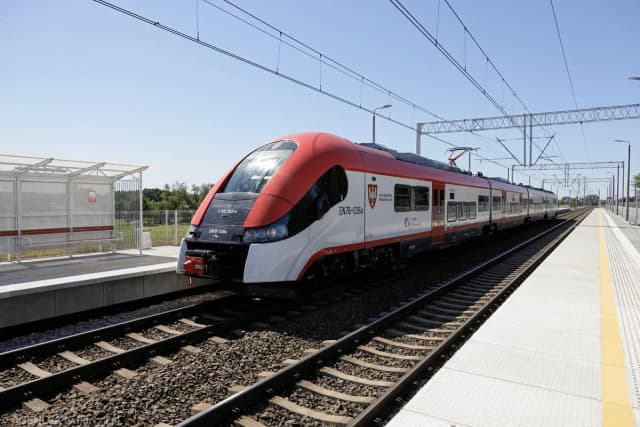 Jak dojechać do Kołobrzegu? Sprawdź najlepsze opcje transportu Jak dojechać do Kołobrzegu? Sprawdź najlepsze opcje transportu
